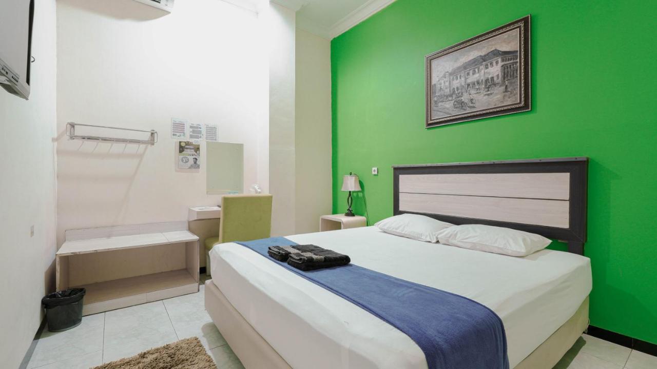 Cabin Hotel Sutomo Jogjacarta Exterior foto
