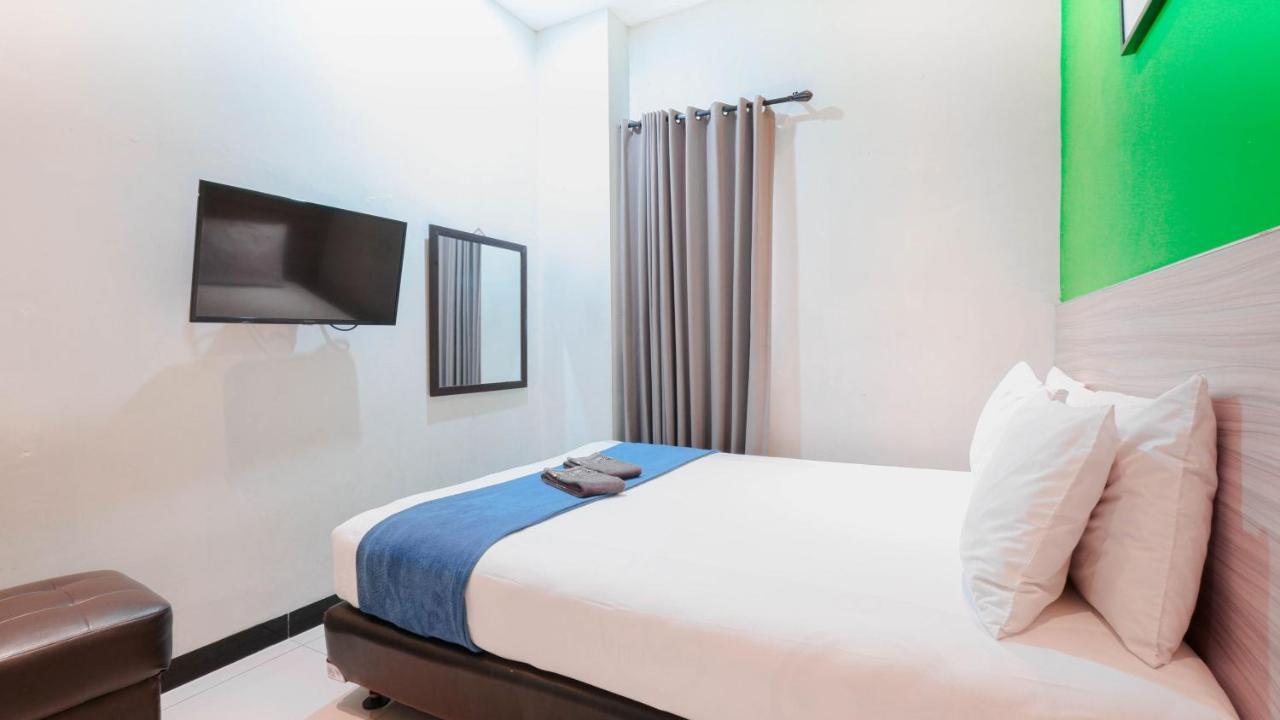 Cabin Hotel Sutomo Jogjacarta Exterior foto