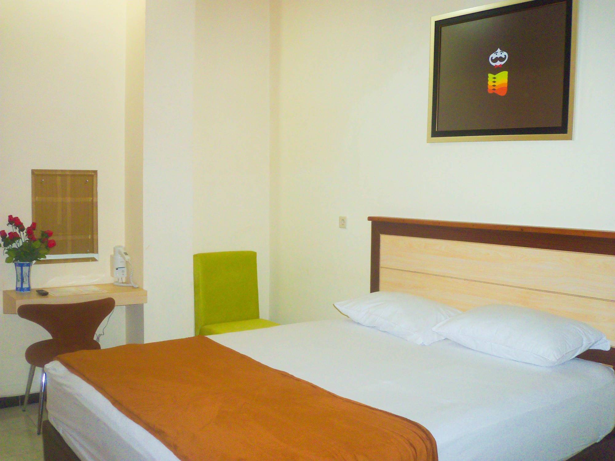 Cabin Hotel Sutomo Jogjacarta Exterior foto